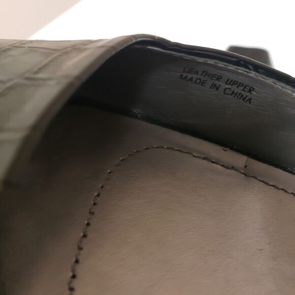 Tahari Women's Open Toe Black Suede Leather Croc Print Accent Heel Sz 10 PO Good - Picture 13 of 14